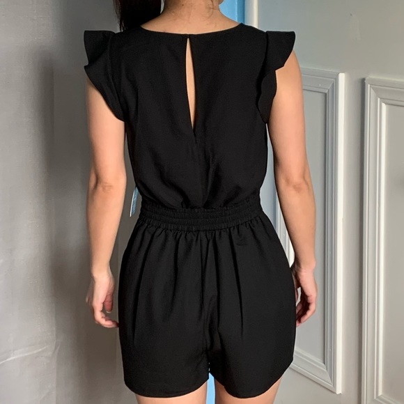 Sleeveless romper - Picture 2 of 8